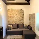Sanja דירה